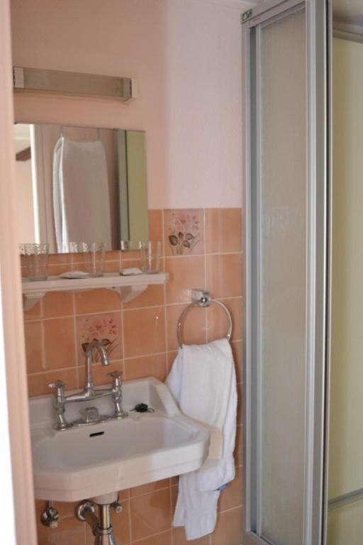 Aux Deux Clefs Hotel Marmoutier Phòng bức ảnh